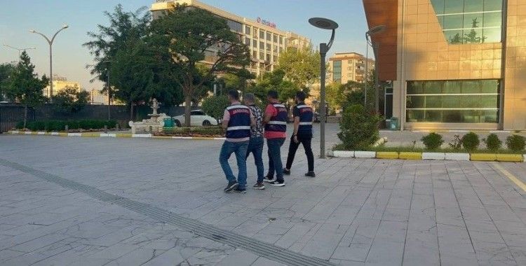Kilis’te terör örgütü PKK/PYD/YPG içerisinde faaliyet gösterdiği tespit edilen şahıs tutuklandı
