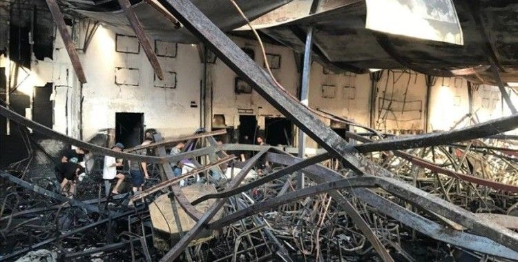 Irak'ın Musul kentinde bir düğün salonunda çıkan yangında 100 kişi öldü, 500 kişi yaralandı