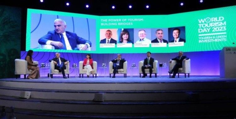 Bakan Ersoy, Suudi Arabistan'da 'Turizmin Gücü: Köprüler Kurmak' paneline katıldı