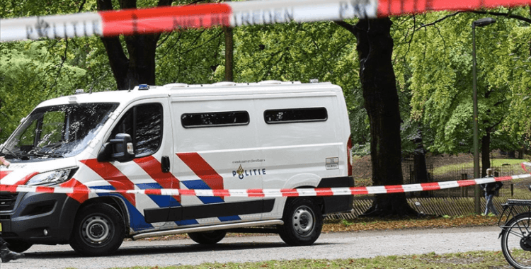 Hollanda'nın Rotterdam kentinde iki silahlı saldırı düzenlendi