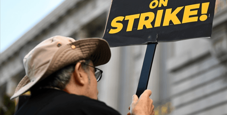 ABD'de otomotiv işçileri Ford ve GM'deki grevi genişletti