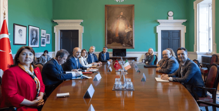 TBMM Başkanı Kurtulmuş, İrlanda Parlamentosu Temsilciler Meclisi Başkanı O Fearfhail ile görüştü