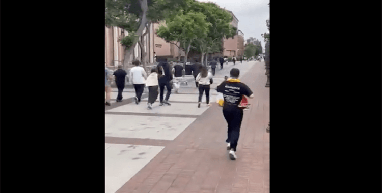 ABD'de Türkiye konulu konferansı provoke etmeye çalışan Ermeni protestoculara polis müdahale etti