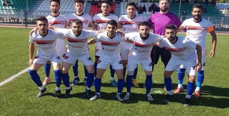 Futbolu bıraktı, yönetici oldu
