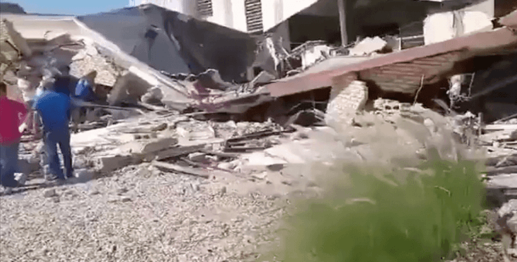 Meksika'da kilisenin çatısının çökmesi sonucu 9 kişi öldü, yaklaşık 50 kişi yaralandı