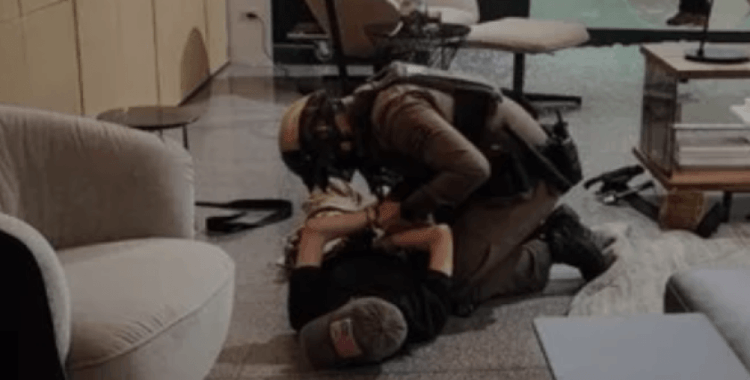 14 yaşındaki saldırgan AVM'de 3 kişiyi öldürdü