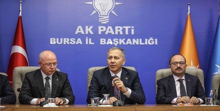 Bakan Yerlikaya: Mobil Göç Noktası filosu 1 Kasım'dan itibaren 155 araca yükselecek