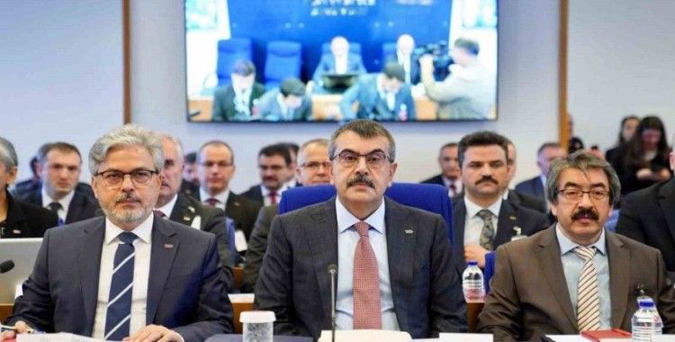 Bakan Tekin’den ’Öğretmenlik Meslek Kanunu’ açıklaması: "Gerekli adımları atacağız"
