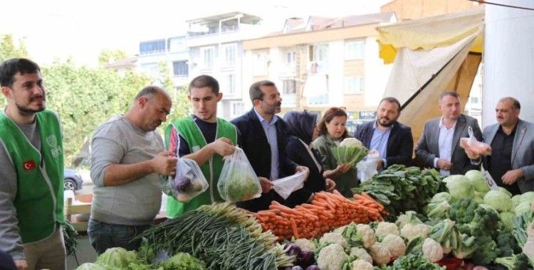 Bursa’da bu tezgahın geliri Gazze’ye bağışlandı
