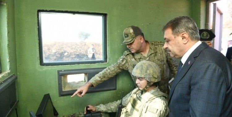 Vali Şıldak sınırda incelemelerde bulundu
