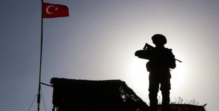 Yunanistan'a kaçmaya çalışırken yakalanan 2 FETÖ'cü tutuklandı