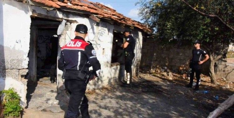 Antalya’da aranan 54 şahıs yakalandı

