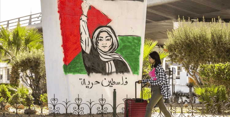 Tunus’taki ABD Büyükelçiliği önünde İsrail’in Gazze’ye yönelik saldırıları protesto edildi