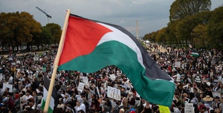 ABD'de bir kişiye Müslüman karşıtı ifadelerle saldıran kadın gözaltına alındı