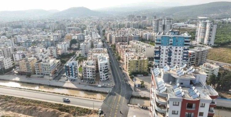 Silifke’de asfalt çalışmaları sürüyor
