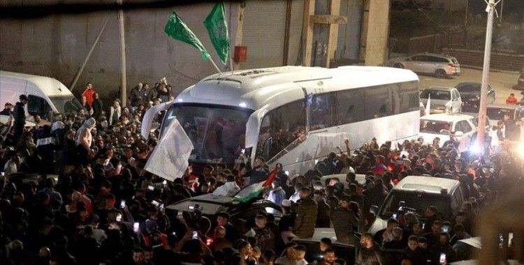 İsrail ile Hamas arasındaki esir takası ikinci gününde de devam edecek