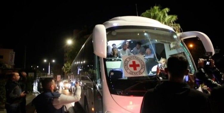 İsrail hapishanesinde tutulan 39 Filistinli serbest bırakıldı