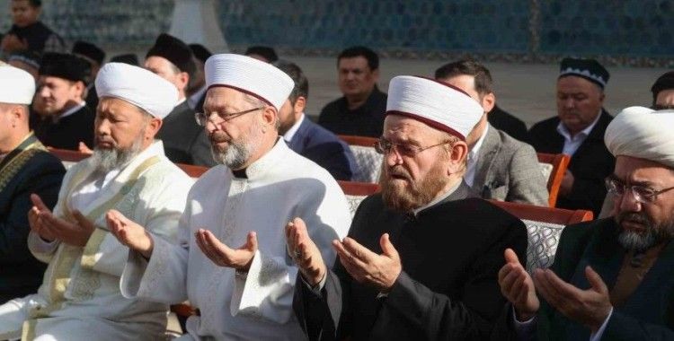 Diyanet İşleri Başkanı Erbaş, Buhara’da
