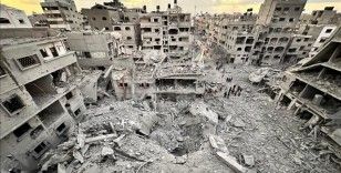 İsrail'in Gazze'ye saldırılarında yıkılan binaların enkazından 160 kişinin daha naaşı çıkarıldı