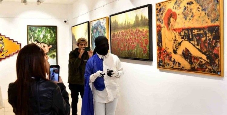 ’Tatlı Kazalar Atlası’ sergisi açıldı
