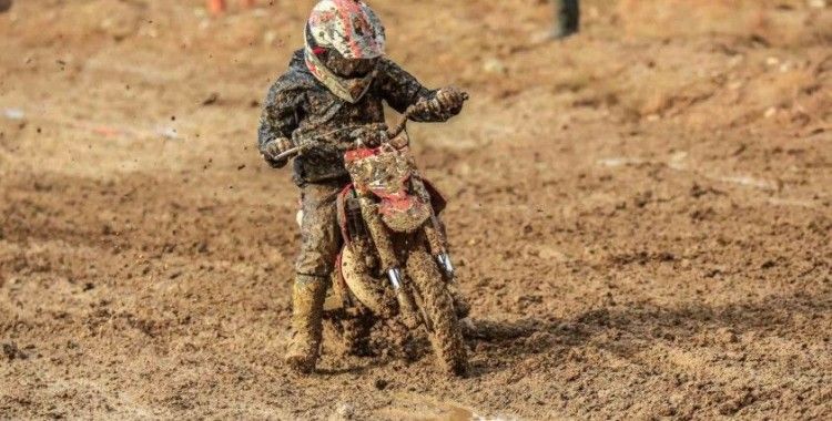 7 yaşındaki motosikletçinin hedefi dünya şampiyonluğu
