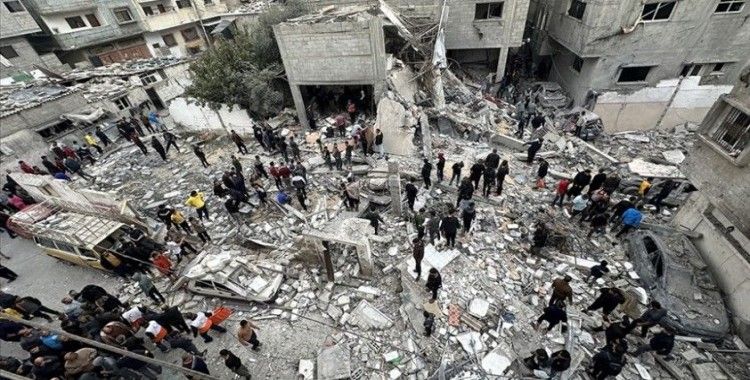 İsrail, Gazze'nin orta kesimindeki Bureyc Mülteci Kampına saldırı düzenledi