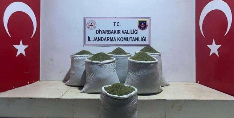 Diyarbakır'da 229 kilo toz esrar ele geçirildi