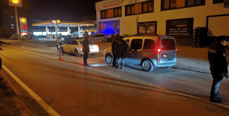 Kozan' da aranan 19 kişi yakalandı