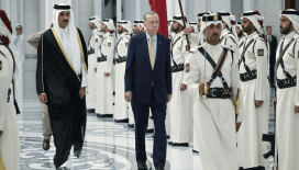 Cumhurbaşkanı Erdoğan Katar'da resmi törenle karşılandı