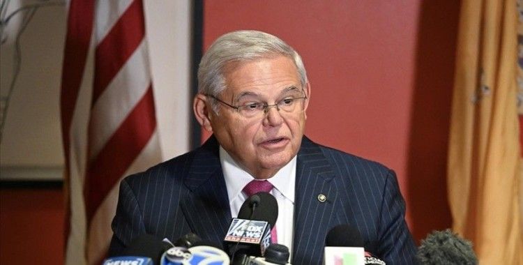 ABD'li Senatör Menendez'in evinde bulunan külçe altınlar 2013'teki hırsızlık vakasıyla bağlantılı çıktı