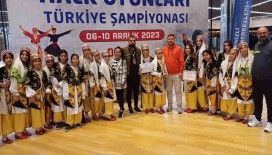 Seyhan’ın halk oyunları ekibi Türkiye 3’üncüsü oldu
