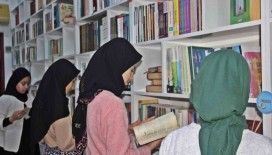 Cizre’de hafız öğrencilerin yararlanması için kütüphane açıldı
