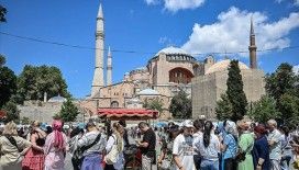 BBC Türkiye'ye gelen yabancı turist sayısındaki artışa dikkati çekti