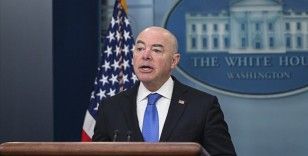 ABD İç Güvenlik Bakanı Mayorkas aleyhindeki azil maddeleri Temsilciler Meclisi'nde kabul edildi