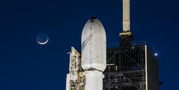 Intuitive Machines'in Ay'a iniş aracı Nova-C fırlatıldı