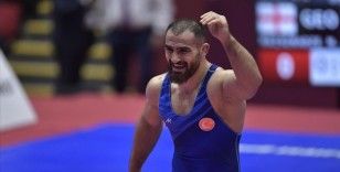Milli güreşçi Feyzullah Aktürk, üst üste 3'üncü Avrupa şampiyonluğunu elde etti