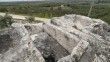 2000 yıllık kaya mezar asitle eritmeye çalıştılar
