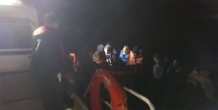Mobil radar tespit etti, 15'i çocuk 42 göçmen yakalandı