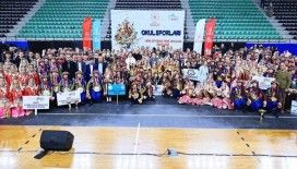 Denizli’de Halk Oyunları Şampiyonası şölene dönüştü
