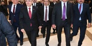 Hazine ve Maliye Bakanı Mehmet Şimşek Denizli iş dünyasıyla bir araya geldi
