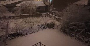 Erciş’te Mart ayında kar yağışı
