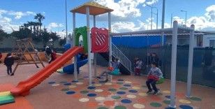 Hatay Büyükşehir Belediyesi’nden 20 konteyner kente çocuk oyun alanı
