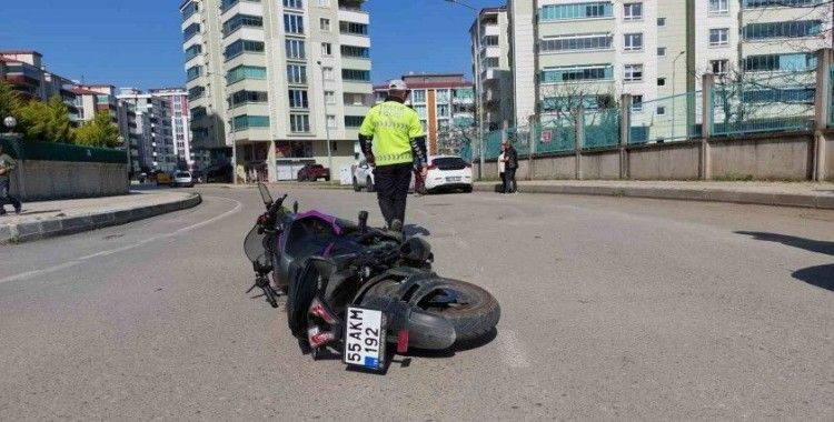 Samsun’da motosiklet ile otomobil çarpıştı: 1 yaralı
