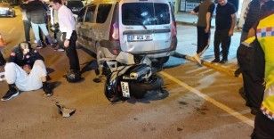 Alanya'da motosiklet iki yayaya çarptı: 1 ölü
