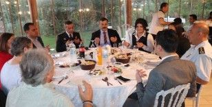 Dalaman’da polislerden iftar yemeği
