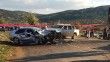 Denizli'de otomobil ile kamyonet çarpıştı: 2 ölü, 4 yaralı
