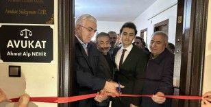 Avukat Ahmet Alp Nehir Avukatlık bürosu açtı.
