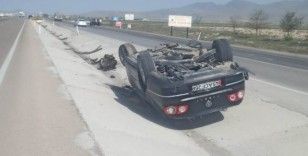 Konya’da kontrolden çıkan otomobil takla attı: 2 yaralı
