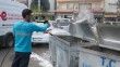 Efeler Belediyesi çöp konteynerlerini yıkayıp dezenfekte ediyor
