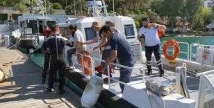 Boğulma tehlikesi yaşayan vatandaşa Sahil Güvenlikten tıbbi tahliye
